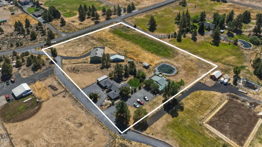 21785 Coyote Drive, Bend, OR 97702 - #2