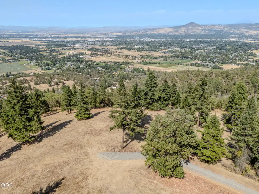 3587 S Stage Road #Lot 11, Medford, OR 97501 - #2