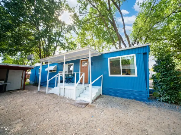 2335 Table Rock Road #SPC 34, Medford, OR 97501