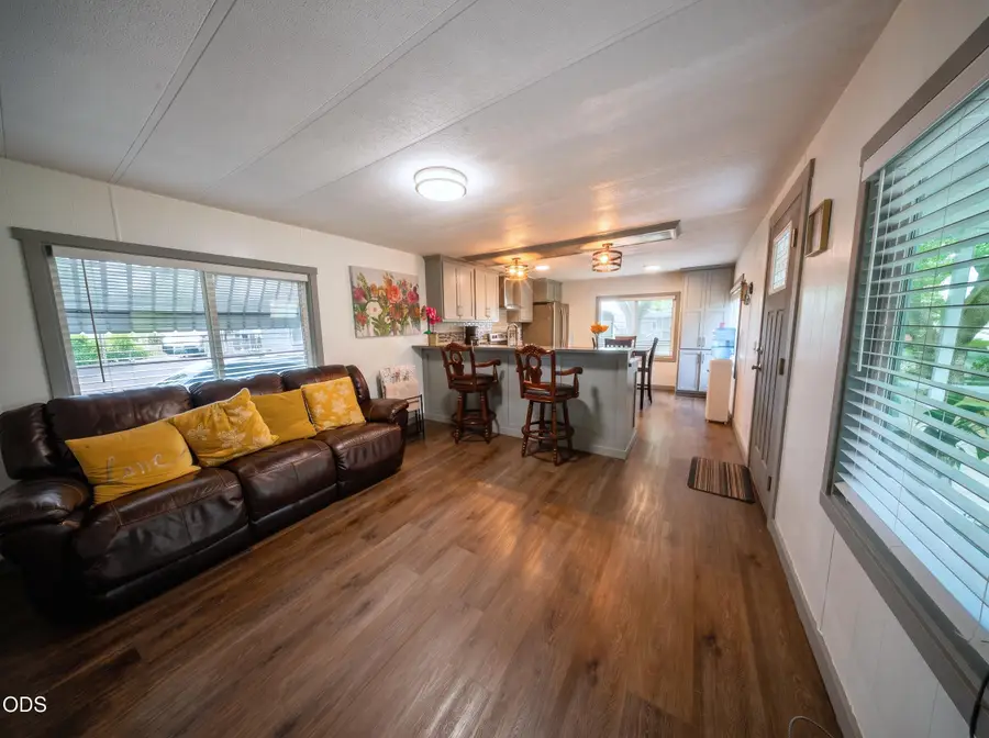 2335 Table Rock Road #SPC 34, Medford, OR 97501 - #2