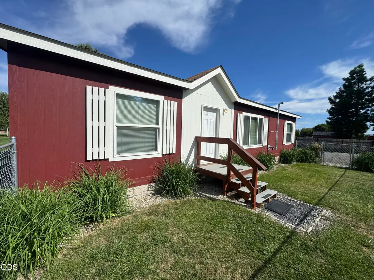 1939 Logan Street, Klamath Falls, OR 97603 - #1