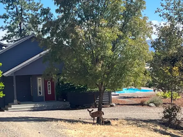 158 Rockingham Circle, Eagle Point, OR 97524