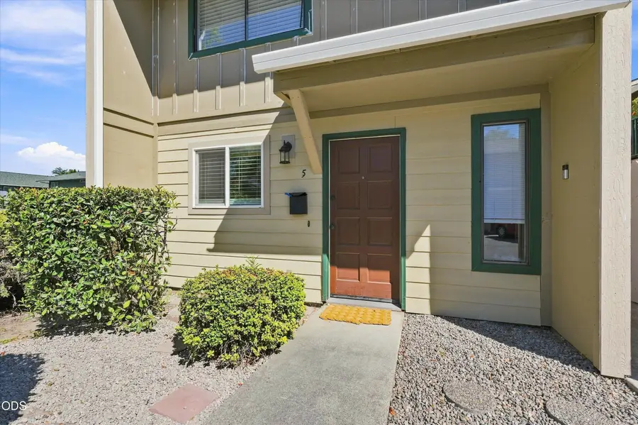 1111 Stevens Street #5, Medford, OR 97504 - #2