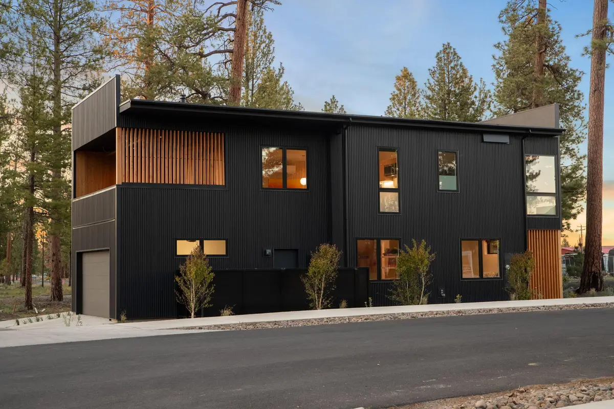 415 N Pine Street, Sisters, OR 97759 - #1