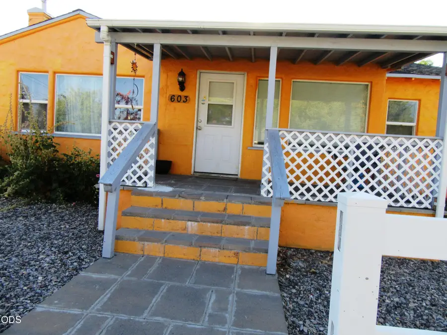 603 N East Street, Alturas, CA 96101 - #3