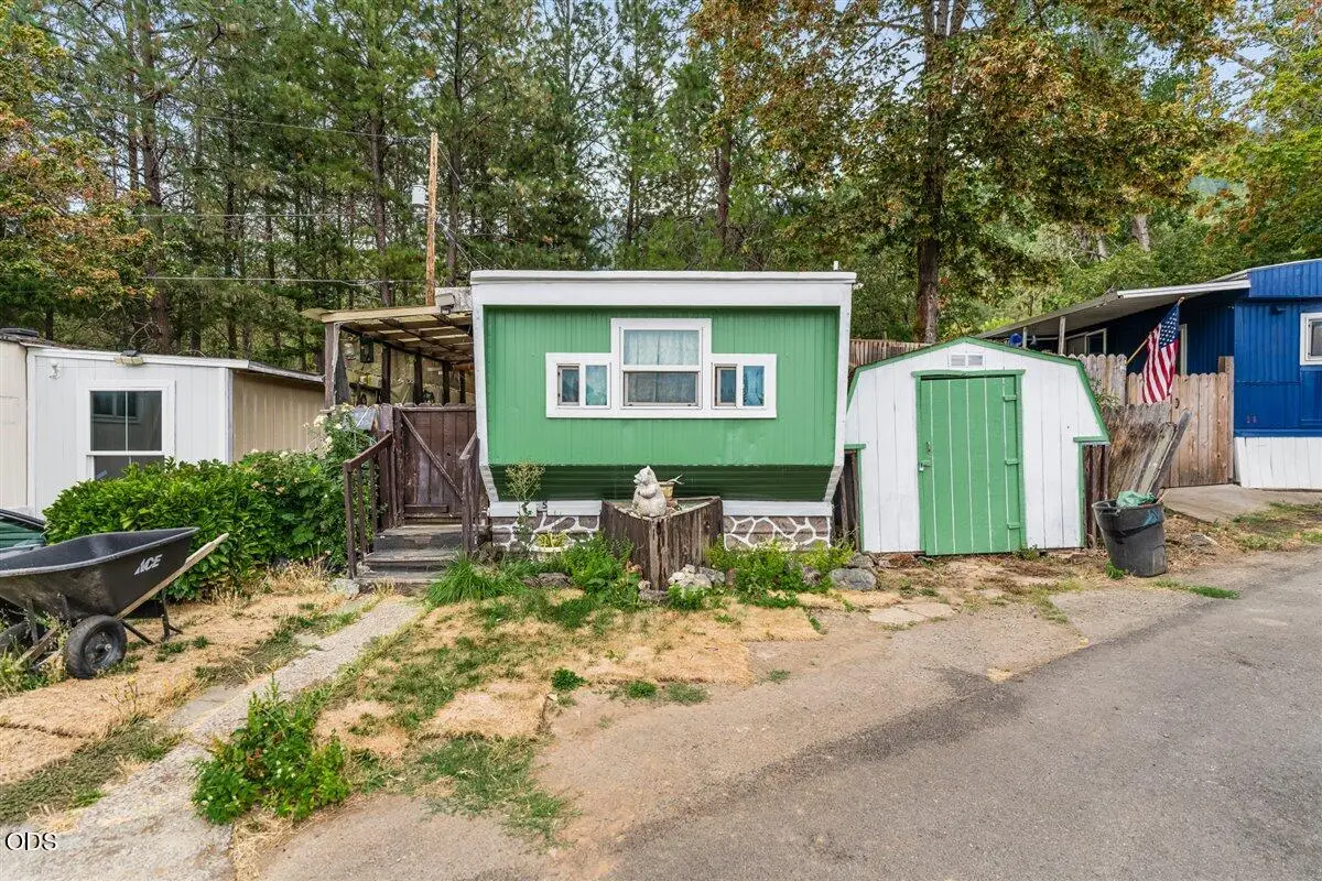 7001 Rogue River #25, Grants Pass, OR 97527 - #1