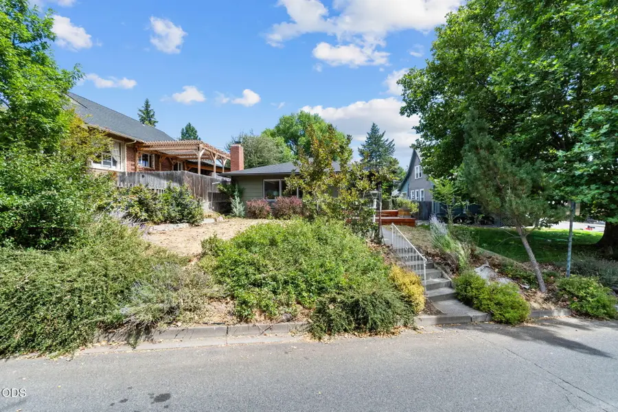 415 N Laguna Street, Klamath Falls, OR 97601 - #3