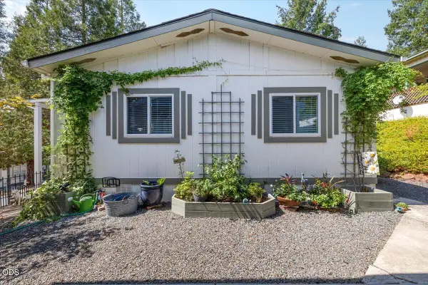 5648 Foothill Boulevard #SPC 7, Grants Pass, OR 97526