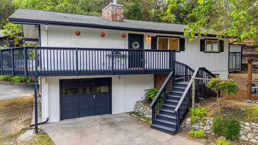 1441 NW B Street, Grants Pass, OR 97526 - #2