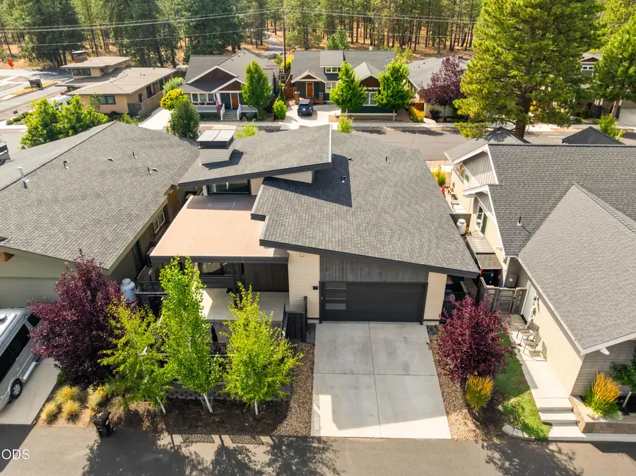 1036 N Forest Edge Drive, Sisters, OR 97759 - #3