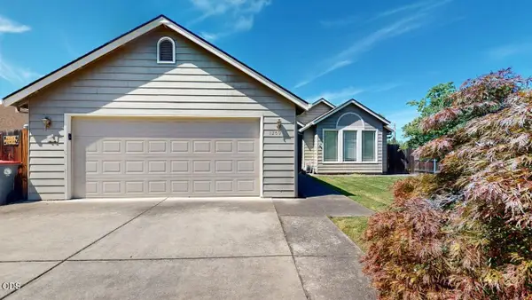 1259 N Modoc Avenue, Medford, OR 97504