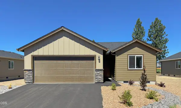 51773 Jubilee Pine Dr, La Pine, OR 97739