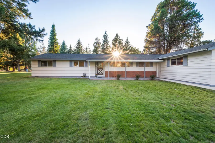61909 Skyline View Drive, Bend, OR 97702 - #2