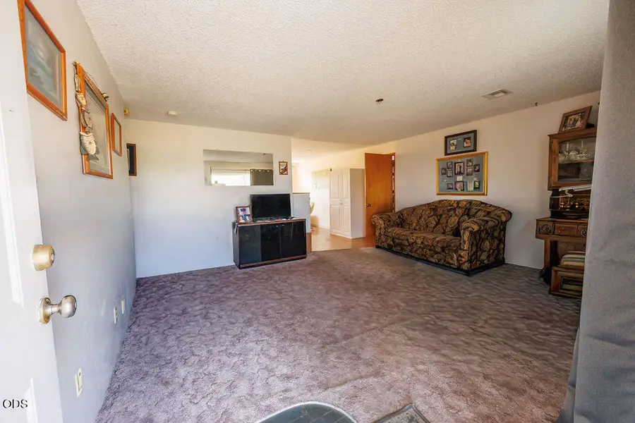 2941 Sylvia Road, Medford, OR 97502 - #2