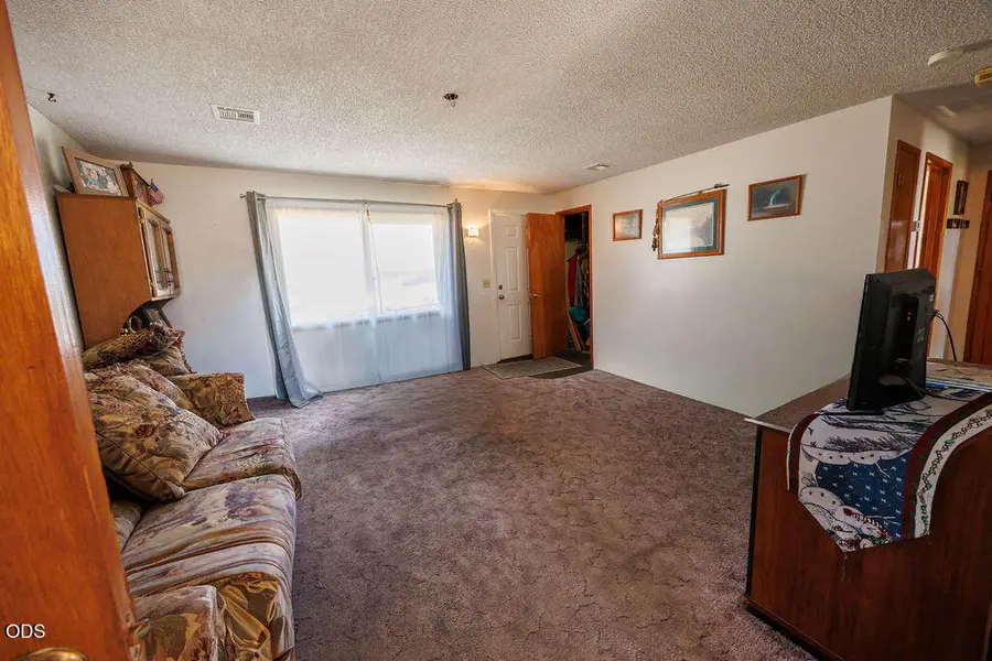 2941 Sylvia Road, Medford, OR 97502 - #3