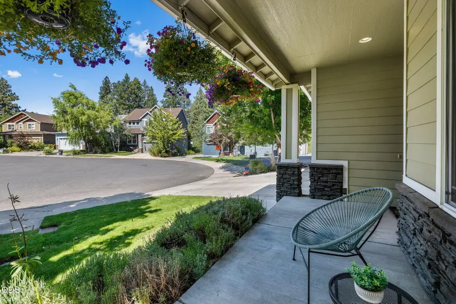 61558 Tall Tree Court, Bend, OR 97702 - #3