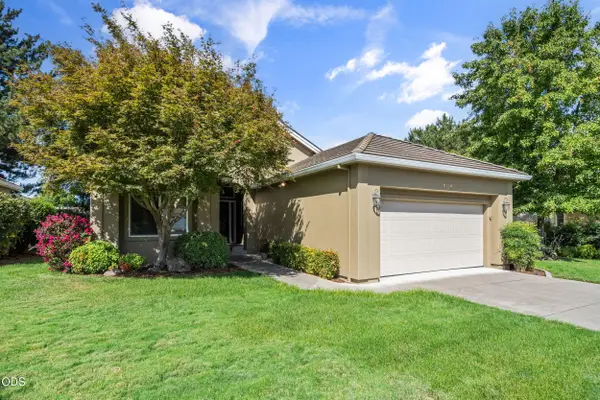 706 Summerwood Drive, Medford, OR 97504
