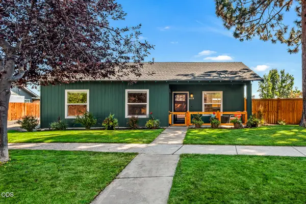 61178 Brookhollow Drive, Bend, OR 97702