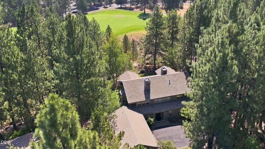 61866 Bunker Hill Court, Bend, OR 97702 - #3