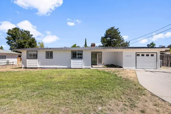 1070 N Ross Lane N, Medford, OR 97501