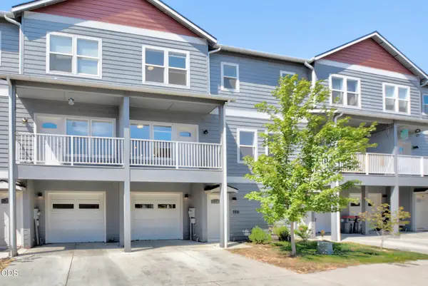 7881 Jacqueline Way, White City, OR 97503