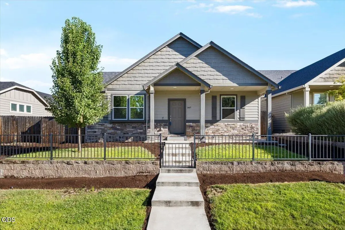 1449 Spring Street, Medford, OR 97504 - #1