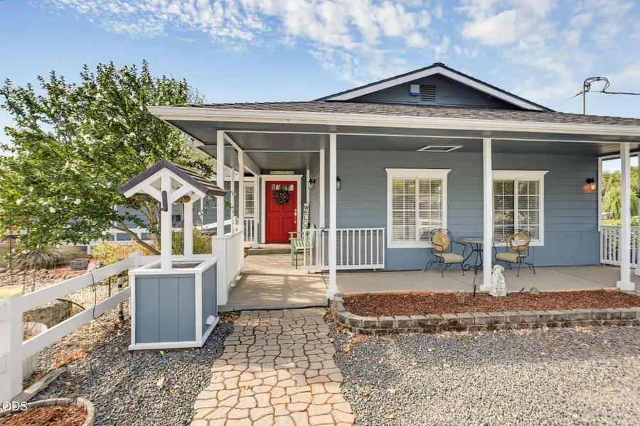 2252 Fowler Lane, Medford, OR 97502 - #2