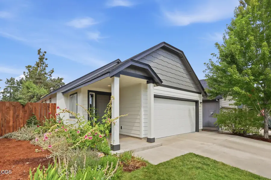 612 SE Gleneden Place, Bend, OR 97702 - #2