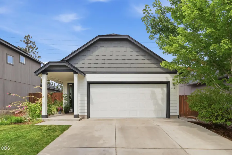 612 SE Gleneden Place, Bend, OR 97702 - #3
