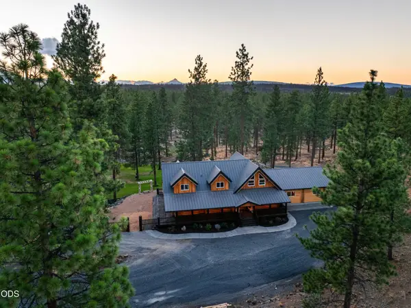 17031 Wilt Road, Sisters, OR 97759