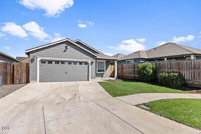 816 Nicholas Lee Drive, Medford, OR 97501 - #2