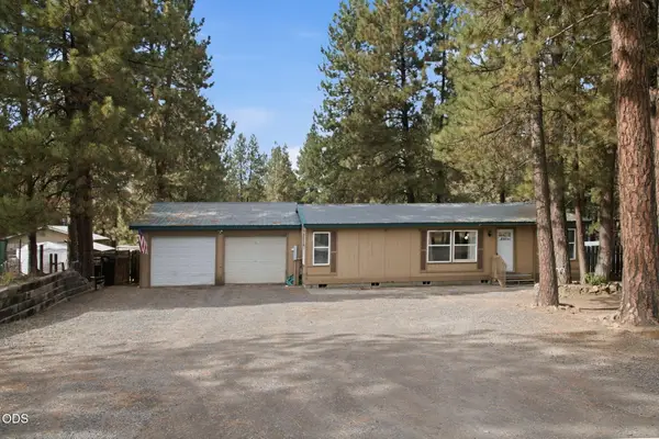 19580 River Woods Drive, Bend, OR 97702