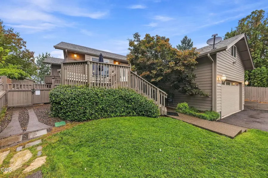 1240 Marcus Way, Grants Pass, OR 97527 - #2