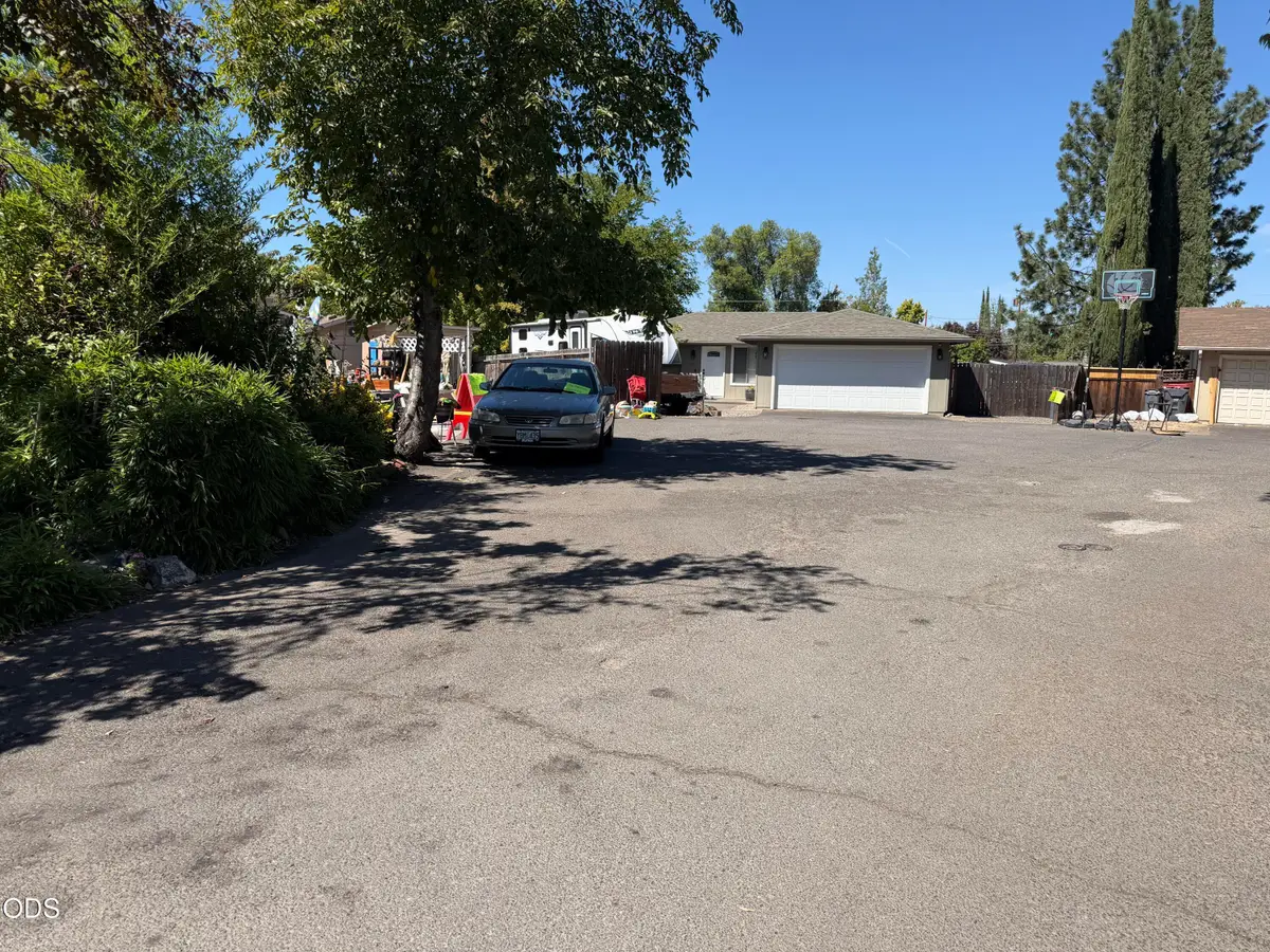 Grand Avenue, Medford, OR 97501 - #1