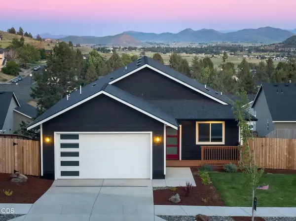 1176 Orange Blossom Drive #139, Klamath Falls, OR 97601