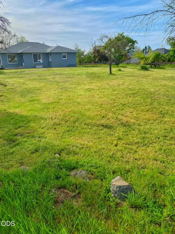 3435 Calle Vista Drive, Medford, OR 97504