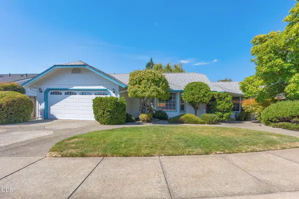 100 SE Liberty Drive, Grants Pass, OR 97527