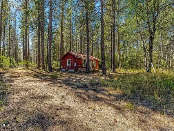 29838 Robins Nest Lane, Klamath Falls, OR 97601