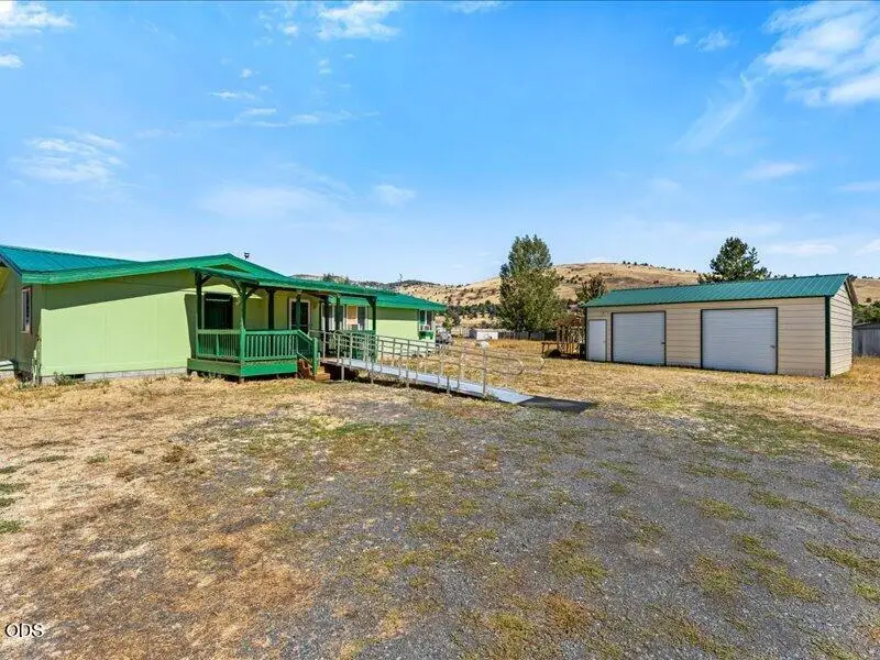6505 Hilyard Avenue, Klamath Falls, OR 97603 - #2
