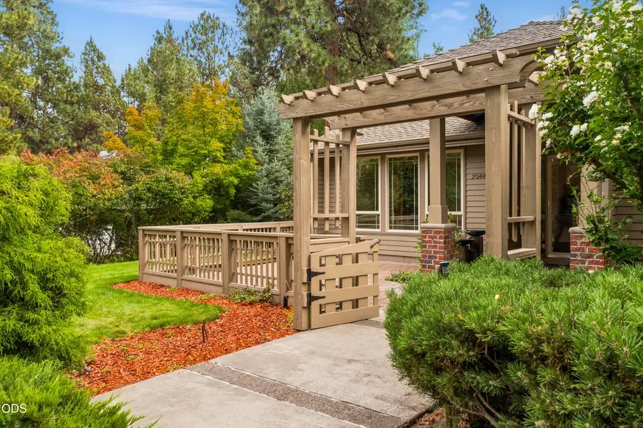 20445 Snowmass Court, Bend, OR 97702 - #2