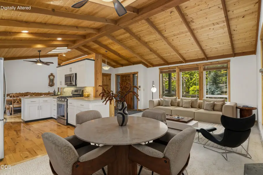 20445 Snowmass Court, Bend, OR 97702 - #3