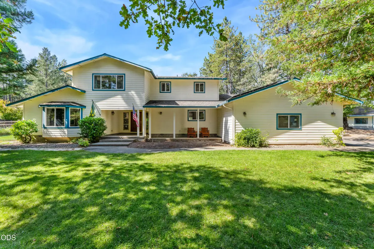 676 Becklin Drive, Merlin, OR 97532 - #1