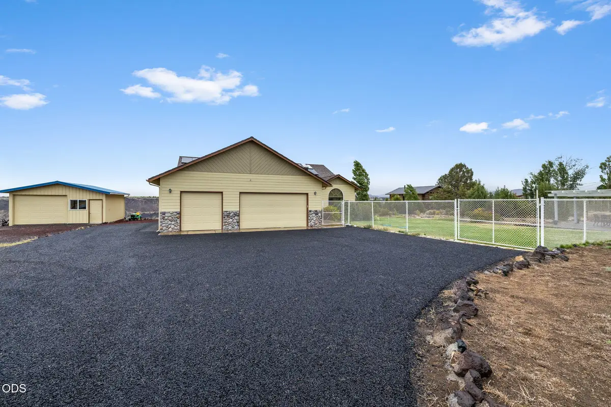 13877 SW Peninsula Drive, Terrebonne, OR 97760 - #1