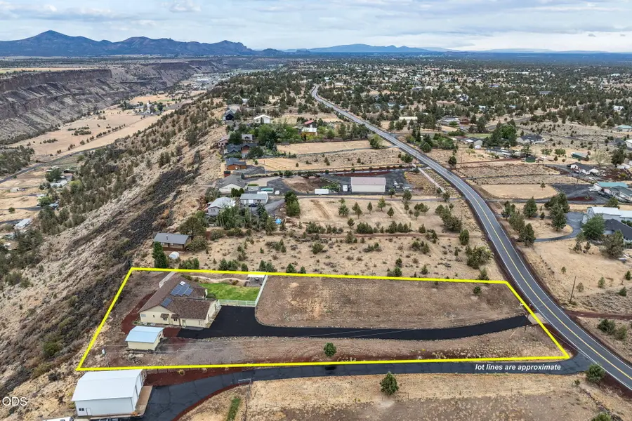 13877 SW Peninsula Drive, Terrebonne, OR 97760 - #3