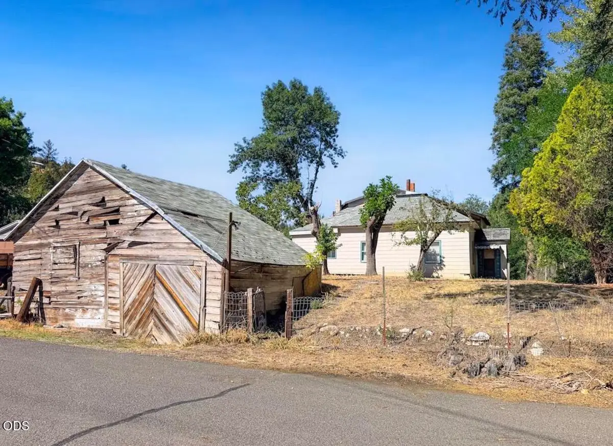 100 W Bridge Street, Canyon City, OR 97820 - #1