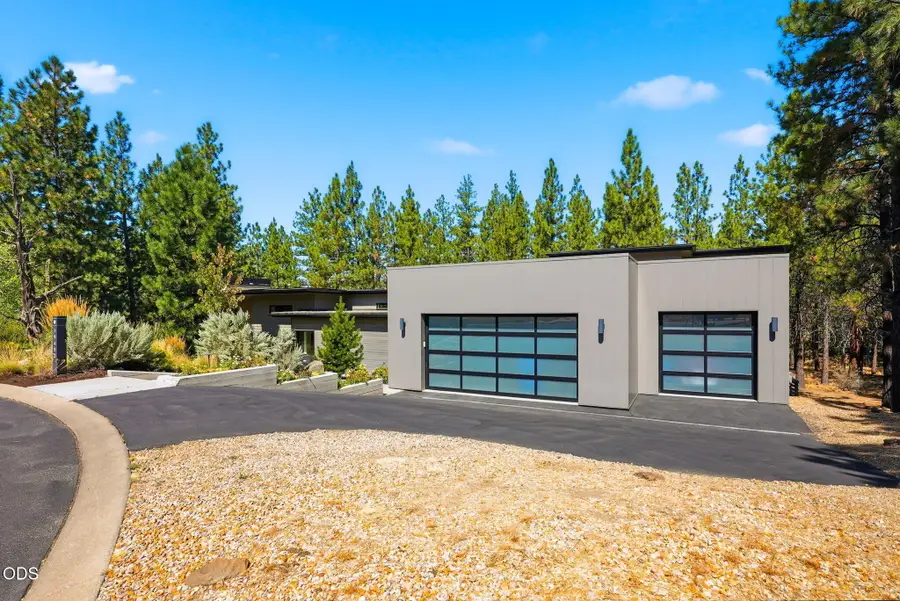 19492 Bainbridge Court, Bend, OR 97702 - #3
