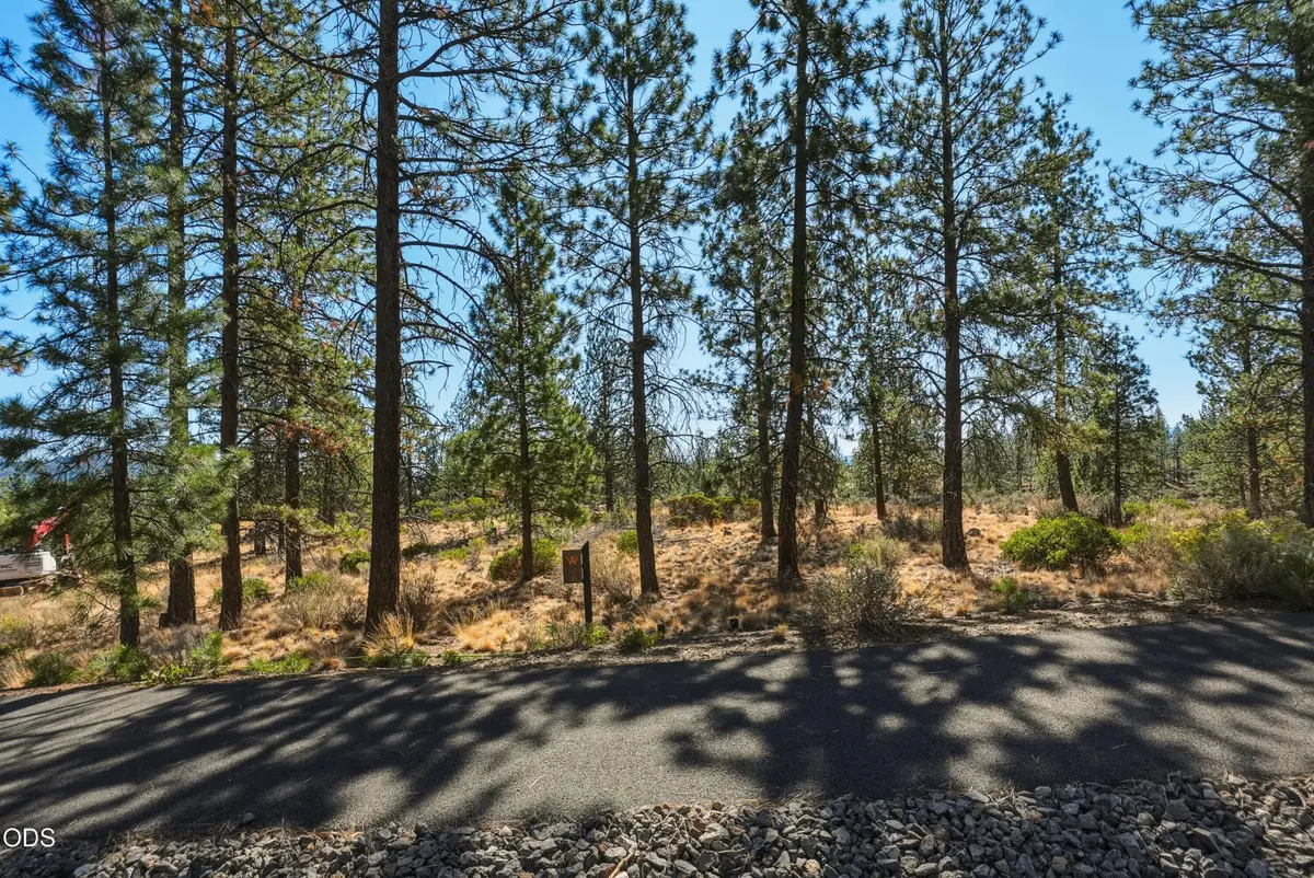 62422 Mcclain Drive, Bend, OR 97703 - #1
