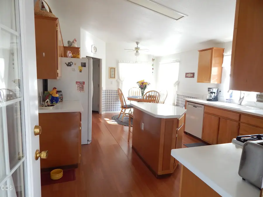 130 Riverview Circle, Shady Cove, OR 97539 - #3