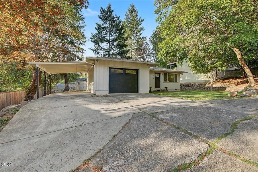 912 S 3rd Street, Jacksonville, OR 97530 - #3
