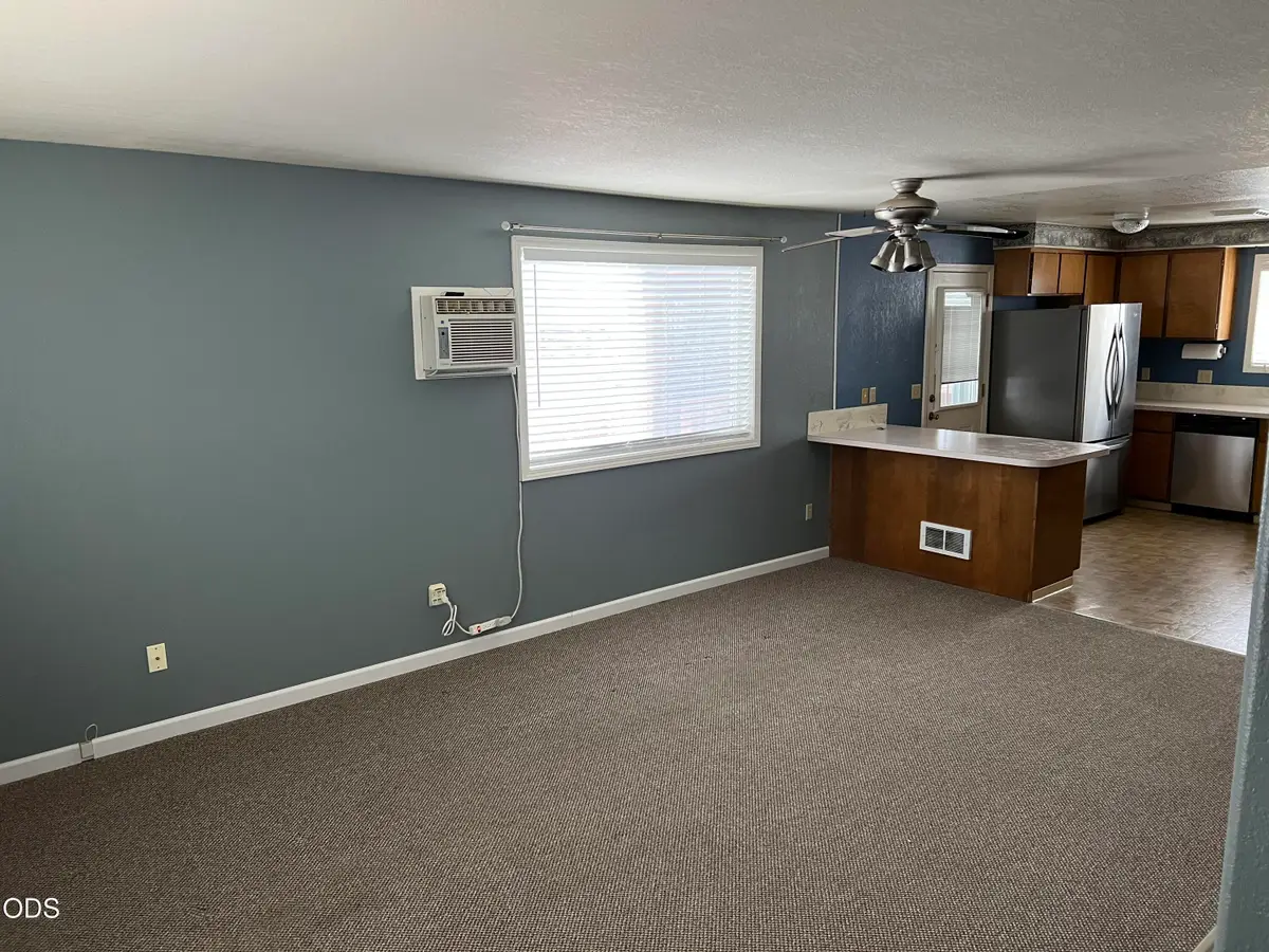 1724 Lakeview Avenue, Klamath Falls, OR 97601 - #1